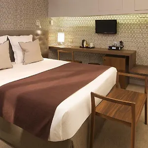 *** Hotel Sophie Germain Francia