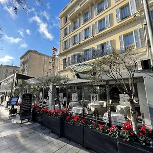 *** Hotel & Monsigny Francia