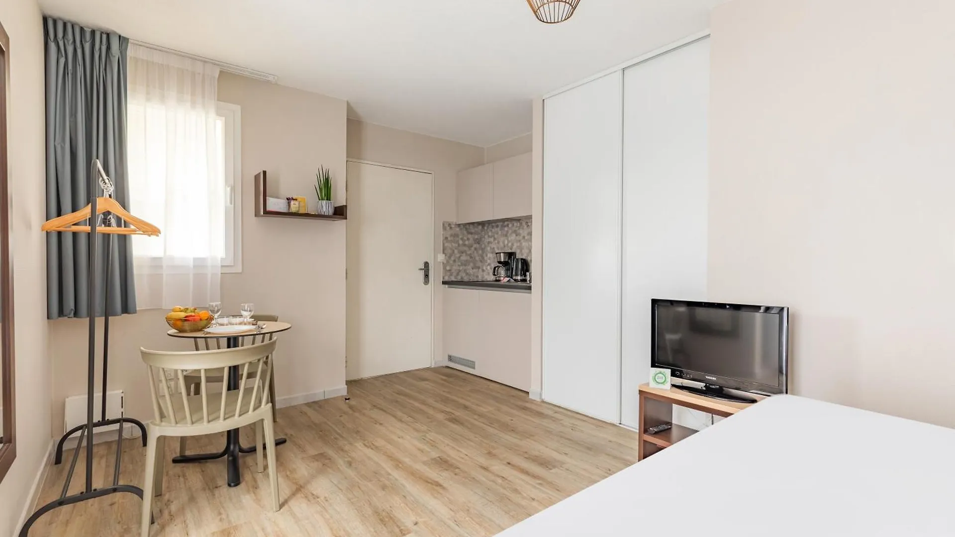 *** Aparthotel Appart'City Classic Toulouse Colomiers France